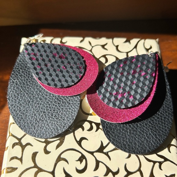 Black and Pink Layered Earrings- leather- handmade- new- great gift - Picture 6 of 6
